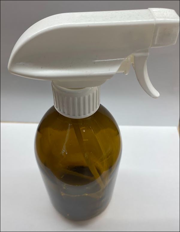 Háztartási üveg  barna  szórófejjel 500 ml