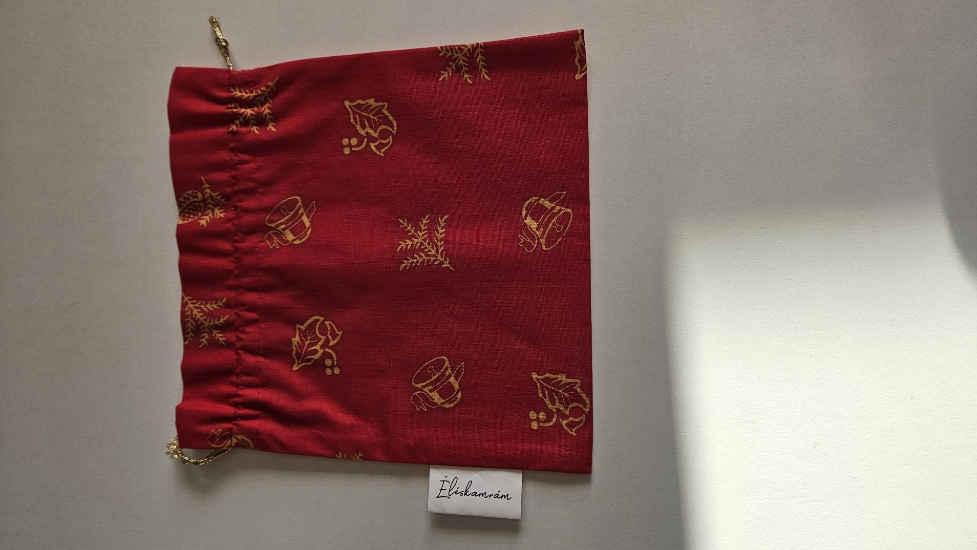 Ajándék zsák-piros 18×19 cm