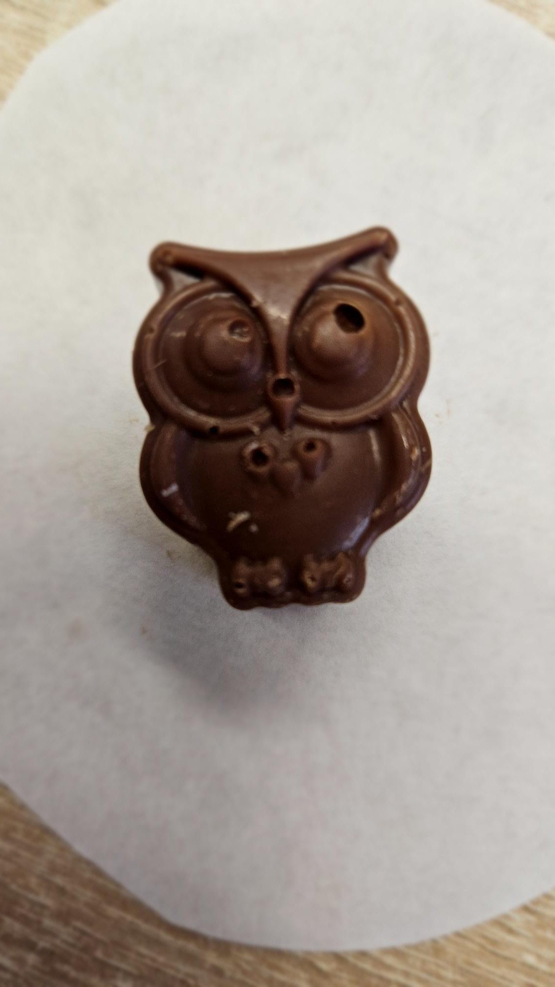 Bonbon-mogyorókrémmel mogyoró darabokal-tej