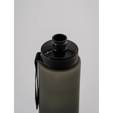 EQUA KULACS, BPA-MENTES, Matte fekete (600 ML)