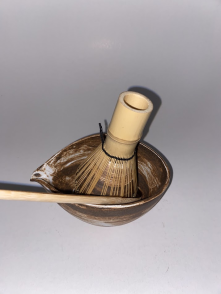 Matcha készitő szett barna  4 db-os /tál+ecset+tartó+kanál /